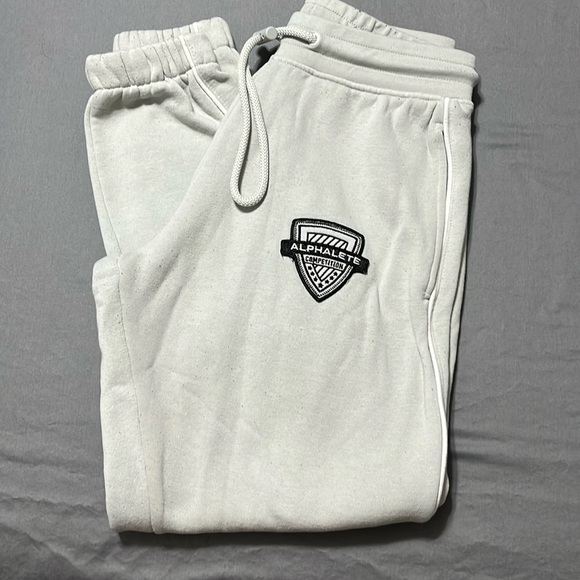 Alphalete Joggers - Picture 2 of 2